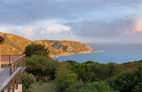 Coti-Chiavari Casa | Villa Capo di Muro, vista al mar, playas y paseos.