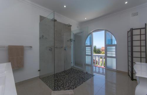 Ballito Casa | Villa Capri Guesthouse Ballito