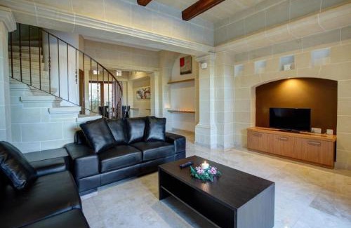 San Lawrenz Casa | Villa Cara