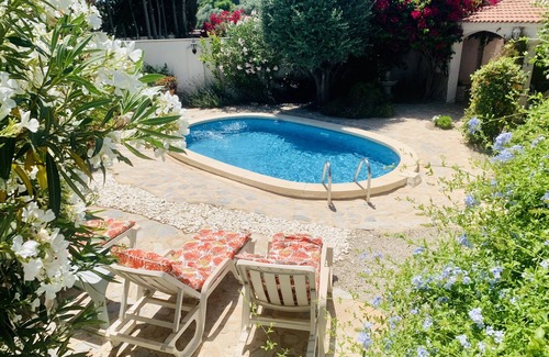 Fortuna Villa | Villa Casa Hermosa en Los Banos De Fortuna, tranquila, tranquila, con piscina propia