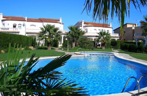 Miami Platja Villa | Villa 'Casa Luzia' con vistas al mar y a la montaña y piscina compartida