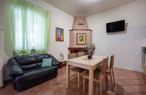 Castellana Grotte Villa | Villa 'Casale Dello Zio, Private Wood' con piscina privada, Wi-Fi y aire acondicionado