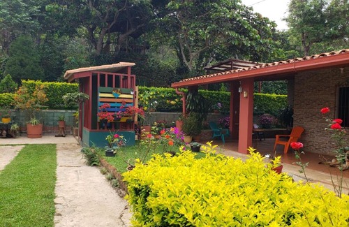 Concepcion de Ataco Cabina | Villa Castillo de Ensueño