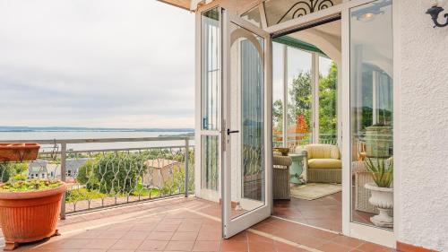 Monte Villa | Villa CastleGrace Lake Garda - Italian Homing