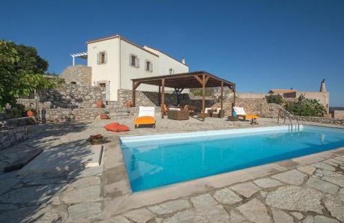 Aroniadika Villa | Villa Cerigo