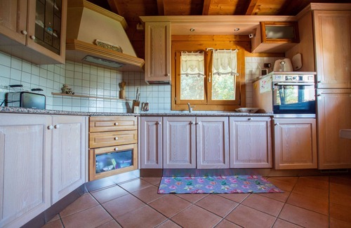 Badiola Villa | Chalet 'Chalet di San Martino' con piscina, sauna y Wi-Fi