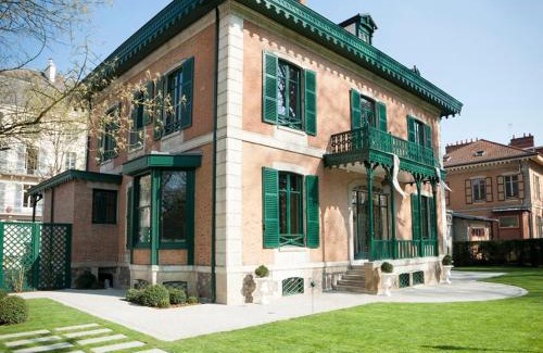 Thermal Chalet De Esquí | Villa - Chalet Clermont-Tonnerre avec piscine en centre-ville