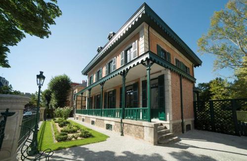 Thermal Chalet De Esquí | Villa - Chalet Clermont-Tonnerre avec piscine en centre-ville