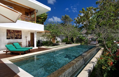 Ungasan Villa | Villa Champa - Encantadora villa abierta con vistas al mar e incluye coche y conductor
