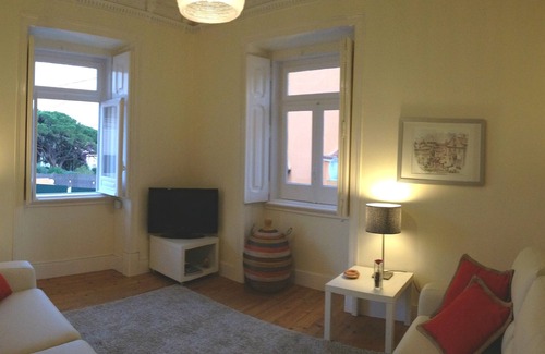 Estoril Chalet De Esquí | Encanto Villa, terraza de 45m2, 5 m playa a pie, convoyes, Casino, Golf, Pubs 0,5-pax