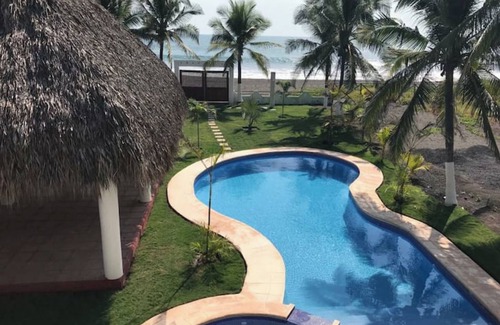 El Hawaii Chalet De Esquí | Chalet Chelinita - Monterrico frente al mar