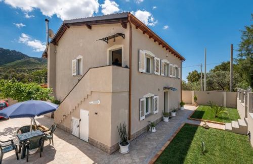 Villaggio delle Mimose Apartamento | Villa Chiara Solanas