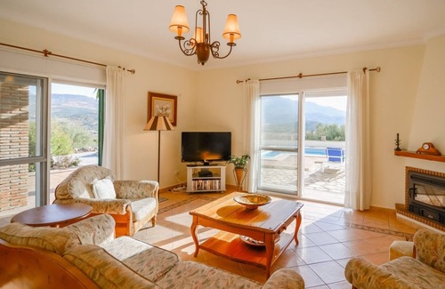 Vinuela Villa | Villa Chispas Viñuela by Ruralidays