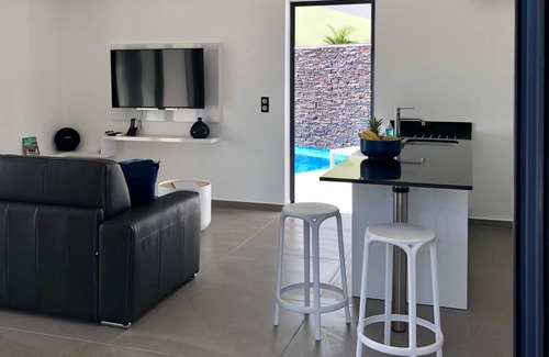 Sainte-Anne Villa | Villa-CHUTY-De Lujo-Baño Privado-Vista al Mar
