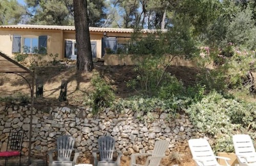 Auriol Villa | Villa Cigalons en Pleine Pinède + Piscine Chauffée au Coeur D'une Oliveraie