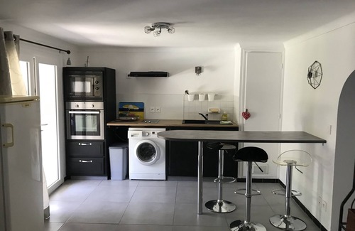 Saint-Raphael Villa | VILLA CLIMATISEE CON PISCINA A 800 m DEL MAR CON WIFI.