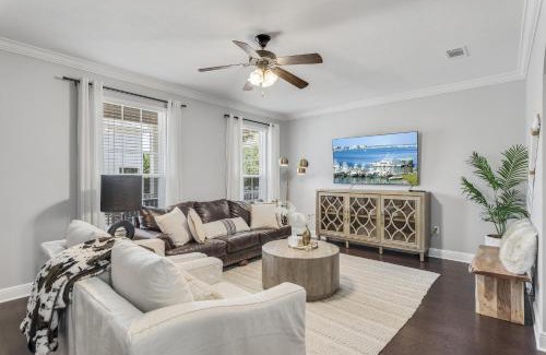 Santa Rosa Beach Casa | Villa Coastalotta - 137 Golf Villa Dr