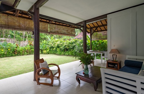 Seminyak Casa | Villa Coco - Bungalow de 1 dormitorio con jardín