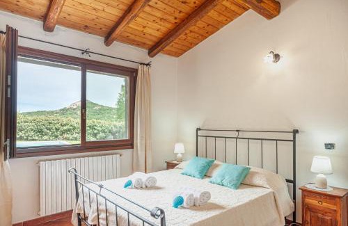 Arzachena Villa | [VILLA CON PISCINA] NELLE COLLINE DELLA GALLURA