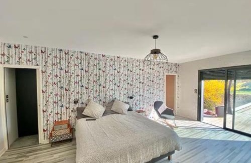 Villebret Casa | Villa Contemporaine Piscine Jacuzzi