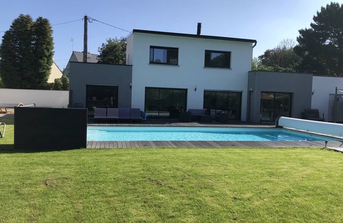 Pabu Casa | Villa Contemporaine, Piscine Chauffée en Bretagne