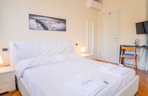 Lonato del Garda Villa | Villa Corte Barcuzzi - Italian Homing