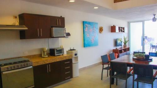 San Benito Casa | Villa Cos beachfront house