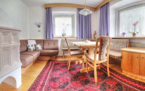 Ortisei Apartamento | Villa Costa
