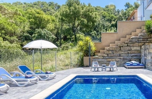 Blanes Villa | Villa "Costacabana - Fransisca" con vistas a la montaña, piscina privada y Wi-Fi