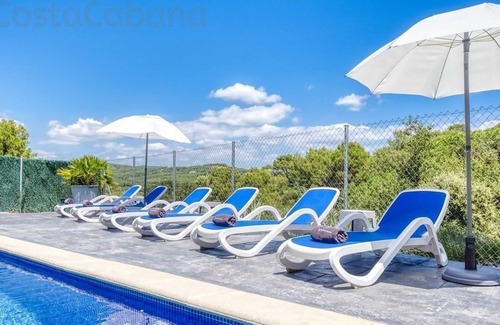 Blanes Villa | Villa "Costacabana - Fransisca" con vistas a la montaña, piscina privada y Wi-Fi
