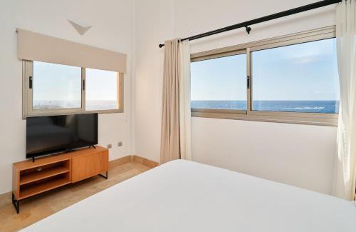 Complejo turistico Amarilla Golf Chalet De Esquí | Villa costera, mar, golf y muelle deportivo