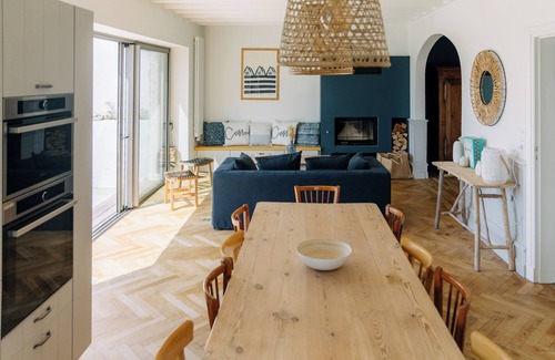 Plobannalec-Lesconil Villa | VILLA COTTON, VUE MER & JACUZZI - 12 PERS - 6 CHAMBRES - 4 SDB