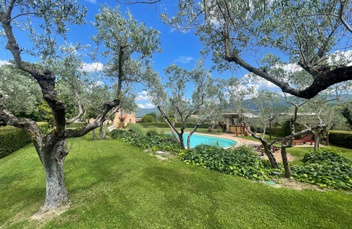San Brizio Casa | Villa, cabaña, estudio de yoga + piscina en un oasis de paz. Spoleto 10 minutos. Roma 1 hora
