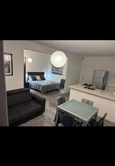 Piacenza Casa | Villa Cristalli clinica pc