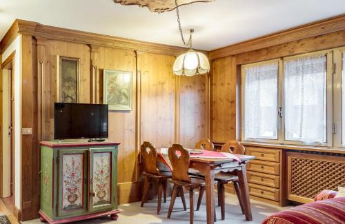 Cortina d'Ampezzo Historic Centre Apartamento | Villa Cristallino -Stayincortina