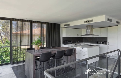 Olivella Villa | Villa Crystal