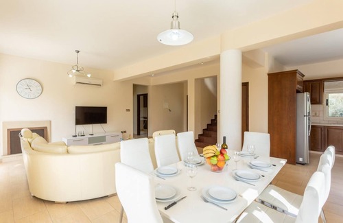 Ayia Marina Chrysochous Villa | Villa Rose - Cuatro Habitaciones Villa, Capacidad 9