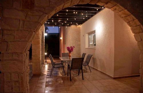 Kissonerga Apartamento | Villa Cynthiana