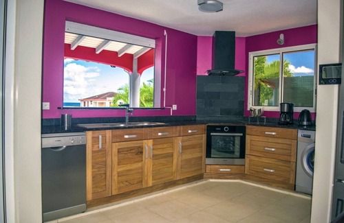 Sainte-Anne Villa | VILLA D'ALICE 1 CENTRO DE LA CIUDAD A 10 minutos A PIE DE LA PLAYA DE BOURG 3 ESTRELLAS