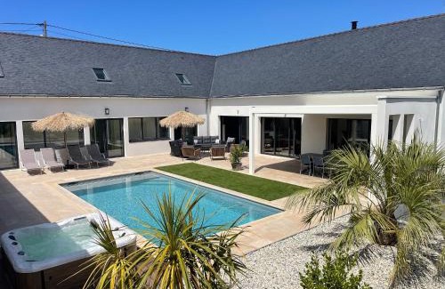 La Turballe Casa | Villa d'Exception avec Piscine, Spa et Salle de Cinéma à 50m de la Plage, Capacité 14 pers. - FR-1-306-1275