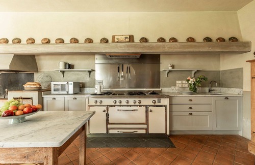 San Casciano dei Bagni Villa | Villa en San Casciano Dei Bagni con 7 habitaciones, capacidad 13