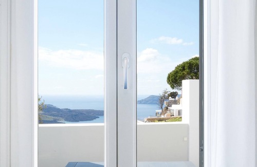 Fira Villa | Villa DALI: casa de 3 dormitorios para familias / amigos con vista única al Volcán