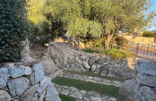Castiadas Villa | Villa Dante
