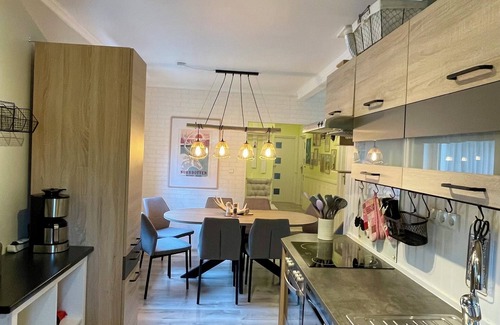 Vidsel Casa | Villa Davvi dállu: Family-friendly vacation home with playhouse, sauna & garden