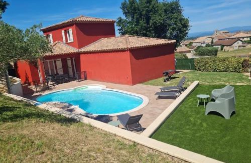 Saint-Julien-de-Peyrolas Casa | Villa des Oliviers avec piscine privée - 5min des Gorges Ardeche