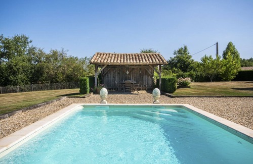 Saint-Meard-de-Gurcon Villa | Villa Des Anges - Una Habitación Villa, Capacidad 2