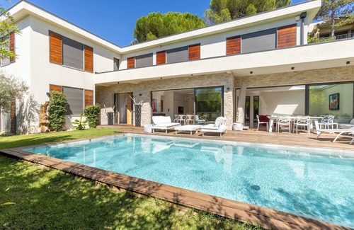 Est Casa | VILLA DE LA TORSE