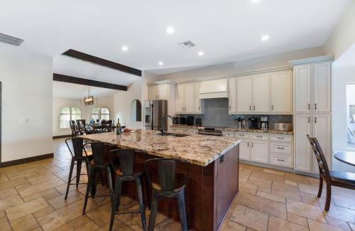 Sweetwater Street East Casa | Villa De Paradis