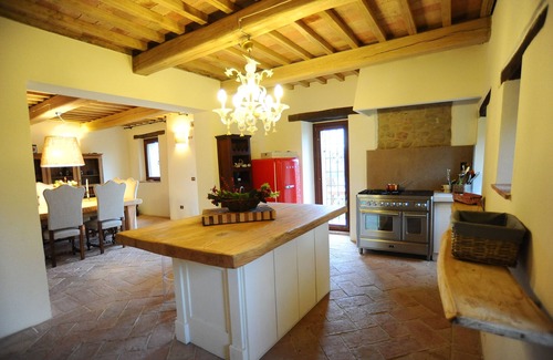Perugia Villa | "Villa dei Cavalli" Lujo en el país con magnífica piscina Sw. En Perugia