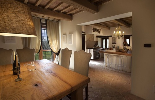 Perugia Villa | "Villa dei Cavalli" Lujo en el país con magnífica piscina Sw. En Perugia